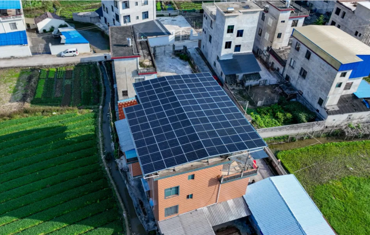 夏季遮阳，是时候安装屋顶「大阳房」了！